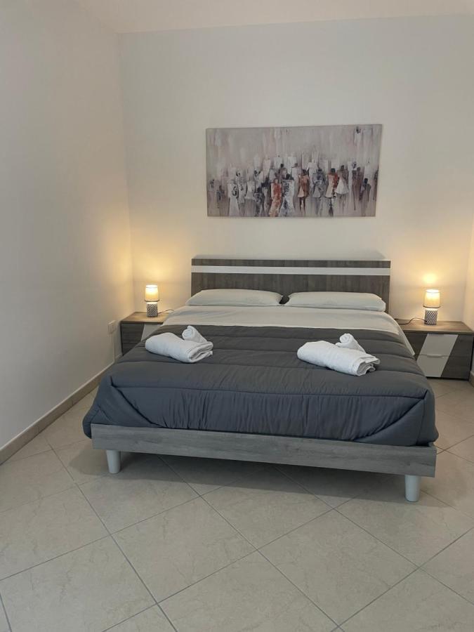 La Dimora Dei Sogni Apartment เมซานเย ภายนอก รูปภาพ