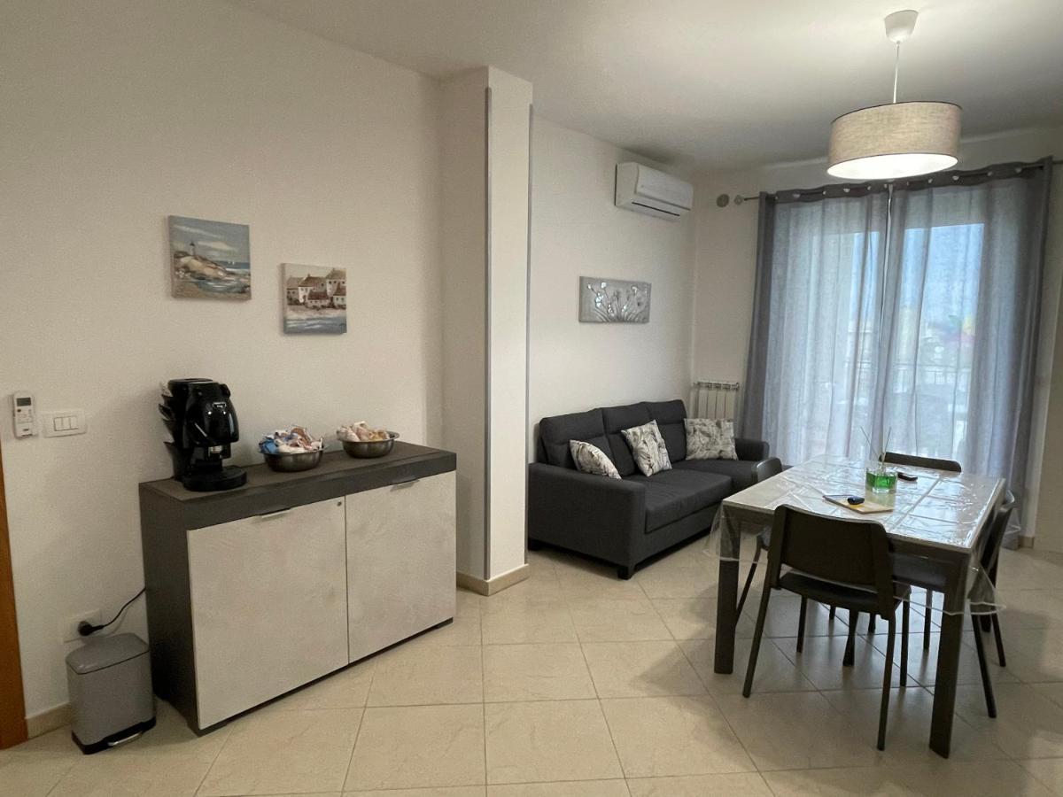 La Dimora Dei Sogni Apartment เมซานเย ภายนอก รูปภาพ