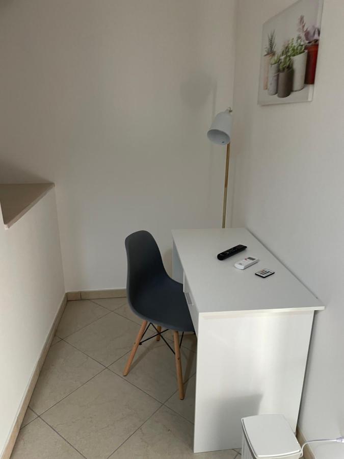 La Dimora Dei Sogni Apartment เมซานเย ภายนอก รูปภาพ